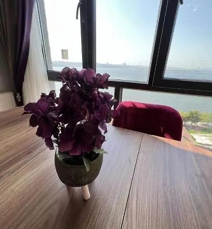 Apartment & Sea View 2 Bedrooms 1